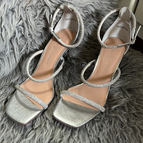 New Chinese Laundry Janai crystal straps heeled sandals Women, Size 9.5 - Picture 2 of 12